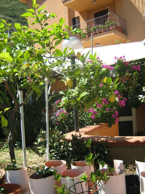 شقة تْشيفالو  في Terrazza Mimosa المظهر الخارجي الصورة